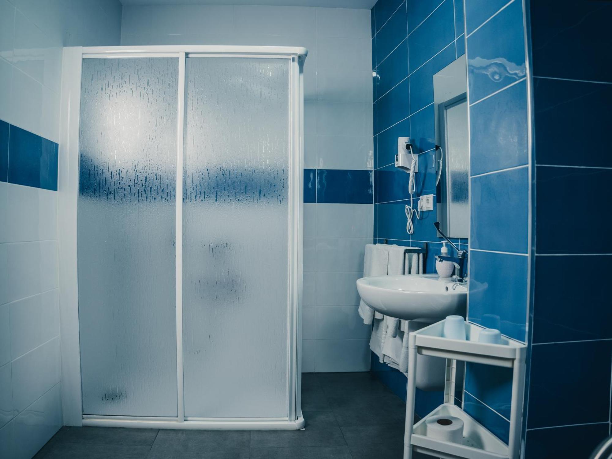 אלורה Hostal Delia מראה חיצוני תמונה